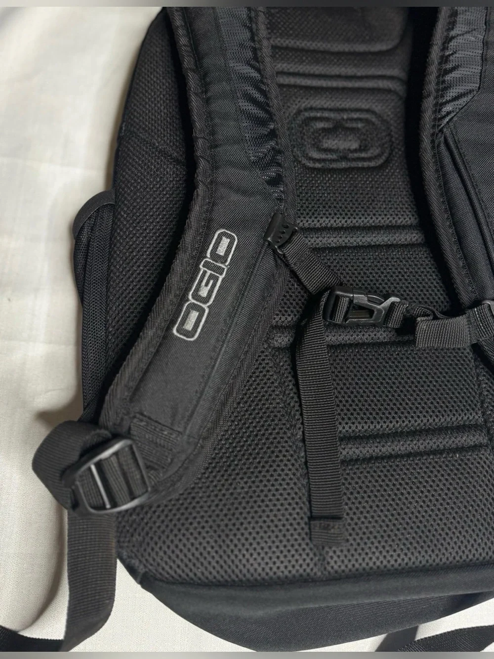 OGIO Logan Padded Backpack Laptop Bag Black  